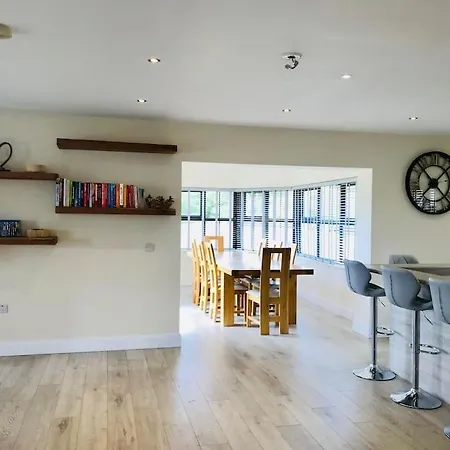 Aintree House, Donegal, Ireland Rockstown