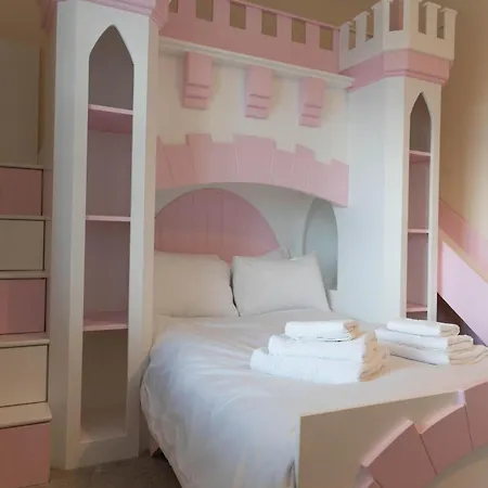 Aintree House, Donegal, Ireland Holiday home Rockstown